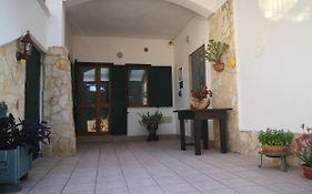 Villa Monacis Guest House